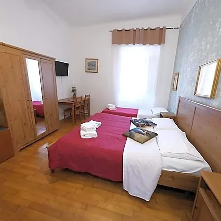 Gialel Guest house